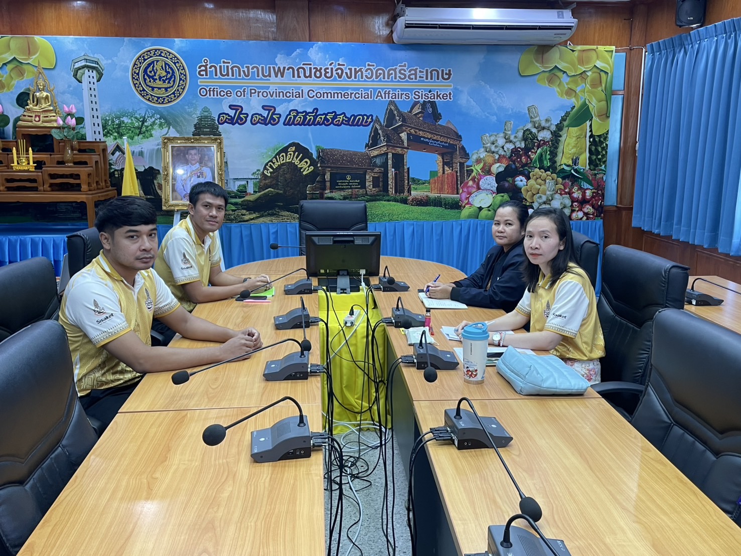 พาณิชย์จังหวัดศรีสะเกษ ร่วมอบรมการใช้งานระบบติดตามและประเมินผลสัมฤทธิ์การดำเนินการของสำนักงานพาณิชย์จังหวัด หลักสูตรผู้ใช้งานสำหรับเจ้าหน้าที่สำนักงานพาณิชย์จังหวัด (ผ่านระบบ ZOOM)